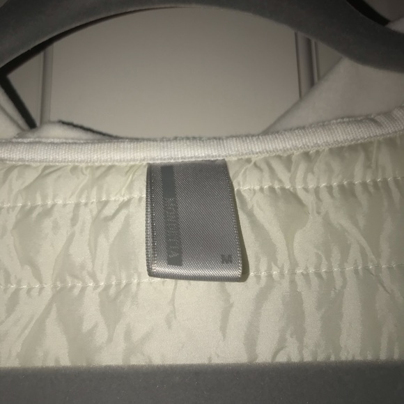 White running jacket - Picture 4 of 4